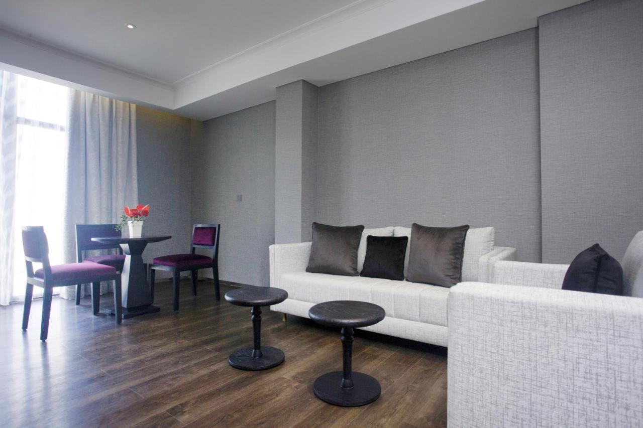Goodrich Suites, Jakarta Jacarta Exterior foto