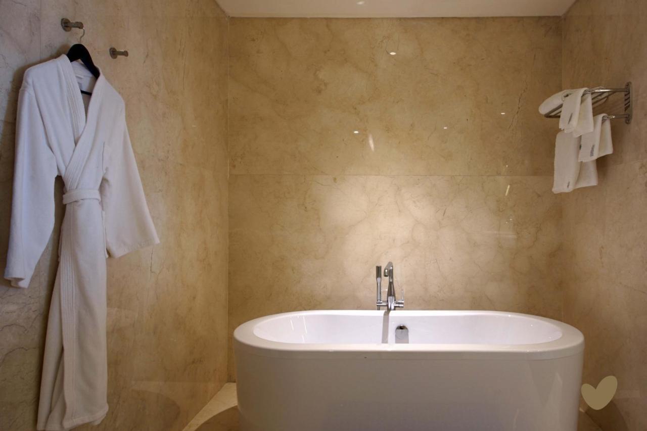 Goodrich Suites, Jakarta Jacarta Exterior foto